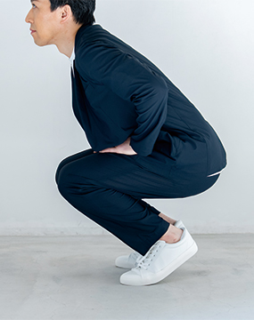 屈伸するモデル